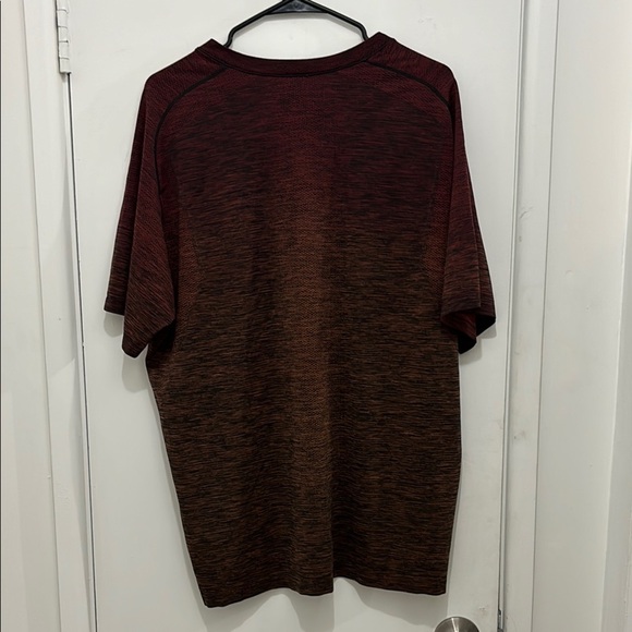 Lululemon Shirt - Picture 2 of 2